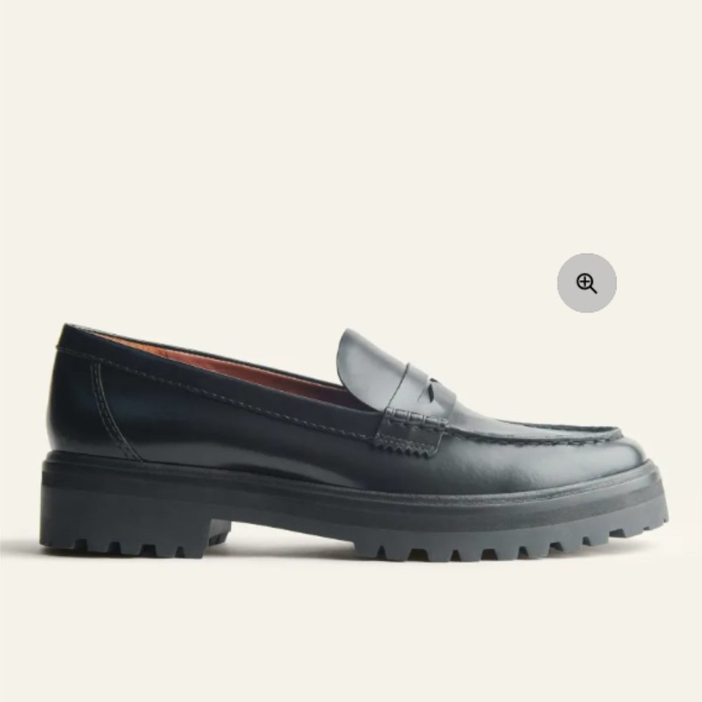 Brand new, never worn size 8.5 Reformation Agathea Chunky Loafer